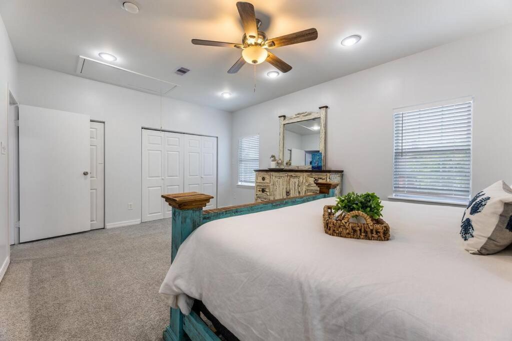 5/3 With A Heated Pool 2 Min From Beach, Updated Galveston Exteriér fotografie