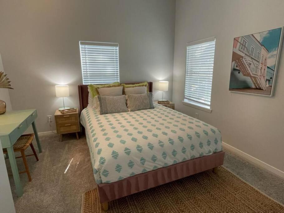 5/3 With A Heated Pool 2 Min From Beach, Updated Galveston Exteriér fotografie